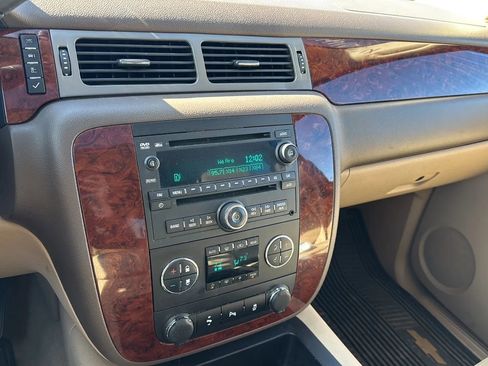 Used 2014 Chevrolet Tahoe LT w/ Luxury Package image 13