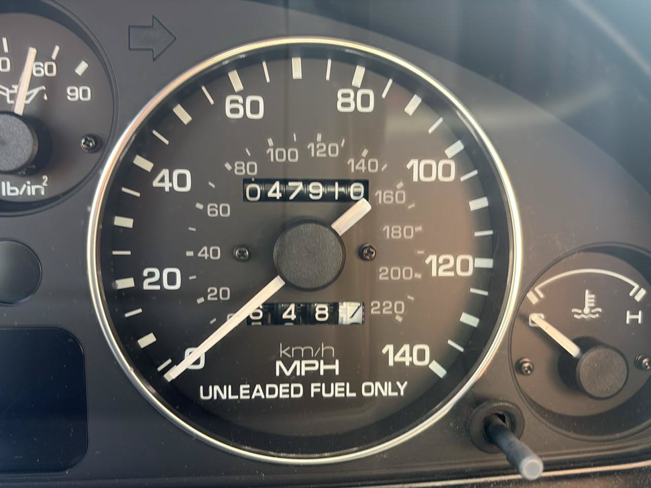 Used 1990 MAZDA MX-5 Miata RWD image 8