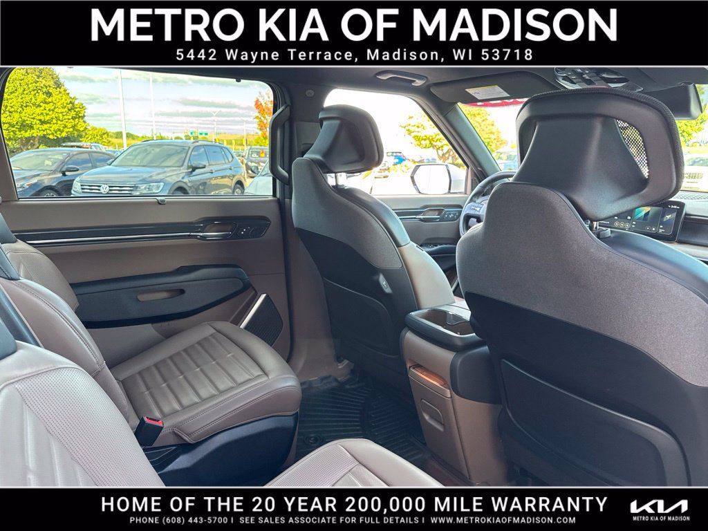 Used 2024 Kia EV9 Land AWD/4WD image 51