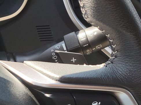 Used 2024 Subaru Ascent Premium w/ Convenience Package image 29