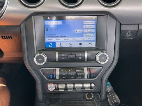 Used 2019 Ford Mustang Premium RWD image 9