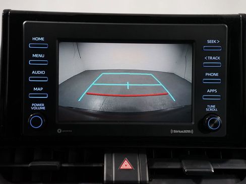 Used 2020 Toyota RAV4 LE image 18