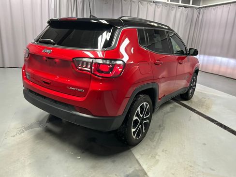 Used 2024 Jeep Compass Limited image 7