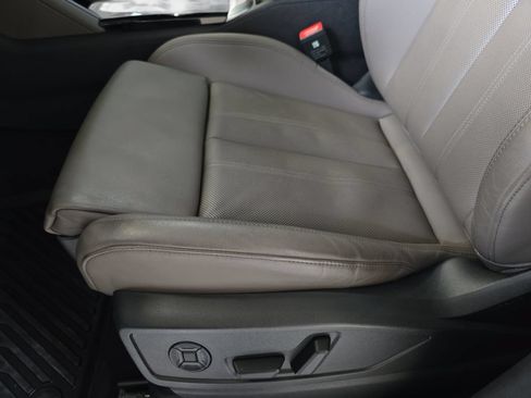 Certified 2025 Audi Q5 Prestige AWD/4WD image 31