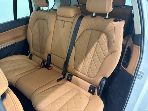 Certified 2024 BMW X7 xDrive40i w/ Climate Comfort Package AWD/4WD image 16