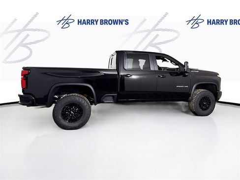 New 2026 Chevrolet Silverado 2500 ZR2 image 35