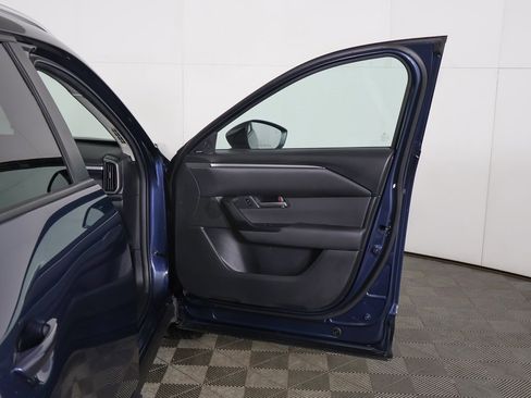 Used 2025 MAZDA CX-50 AWD 2.5 S w/ Premium Package image 21