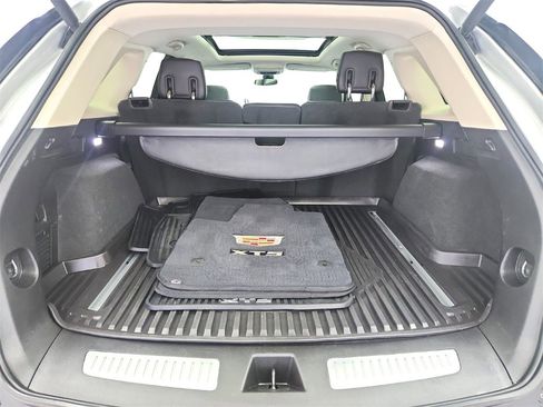 Used 2018 Cadillac XT5 Luxury w/ Driver Awareness Package image 30