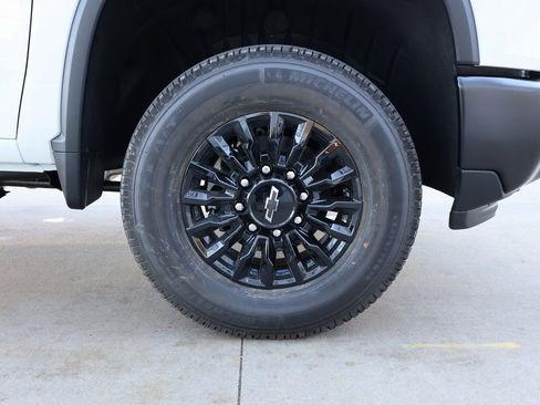 New 2026 Chevrolet Silverado 3500 W/T AWD/4WD image 33