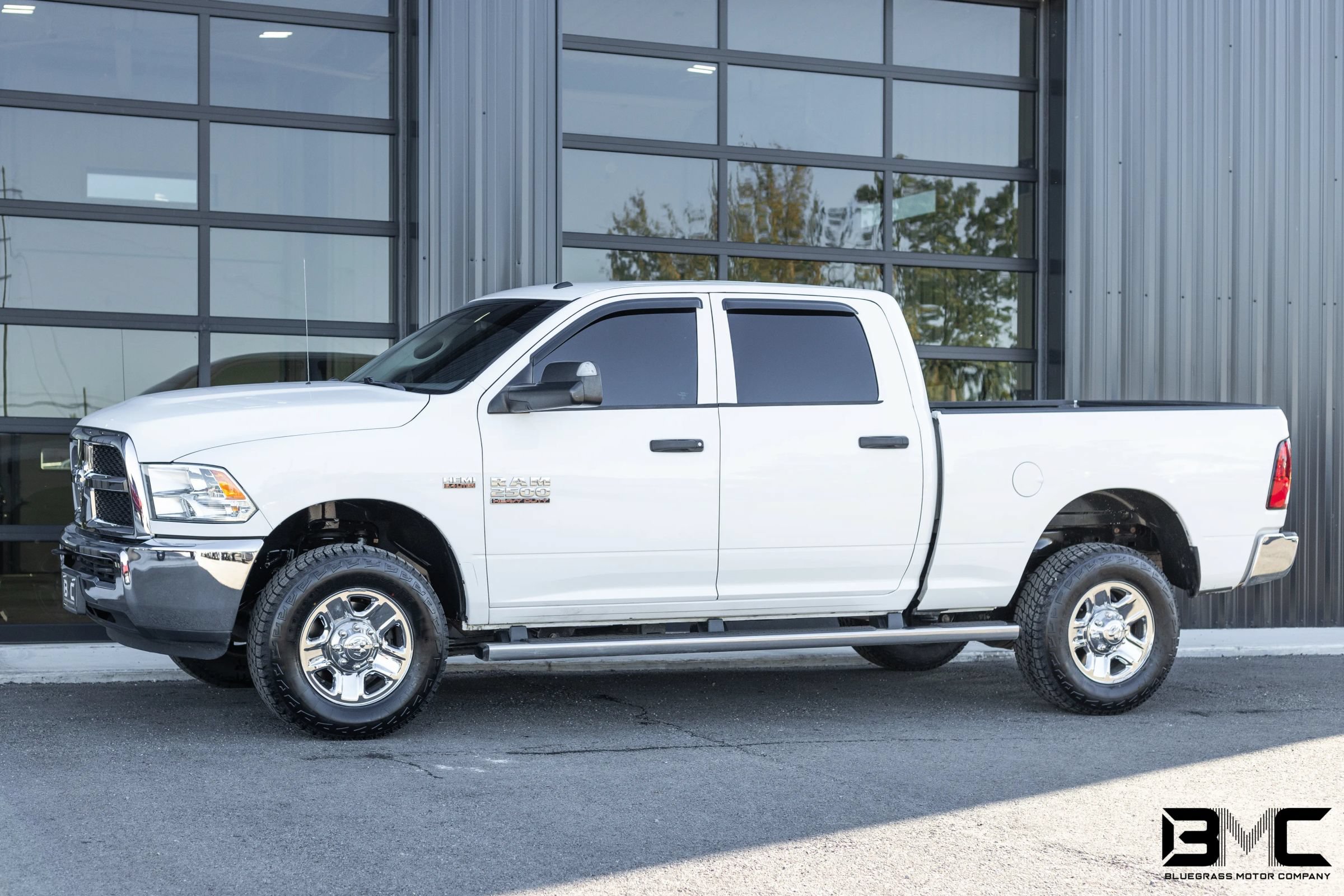 Used 2018 RAM 2500 Tradesman w/ Chrome Appearance Group AWD/4WD image 3