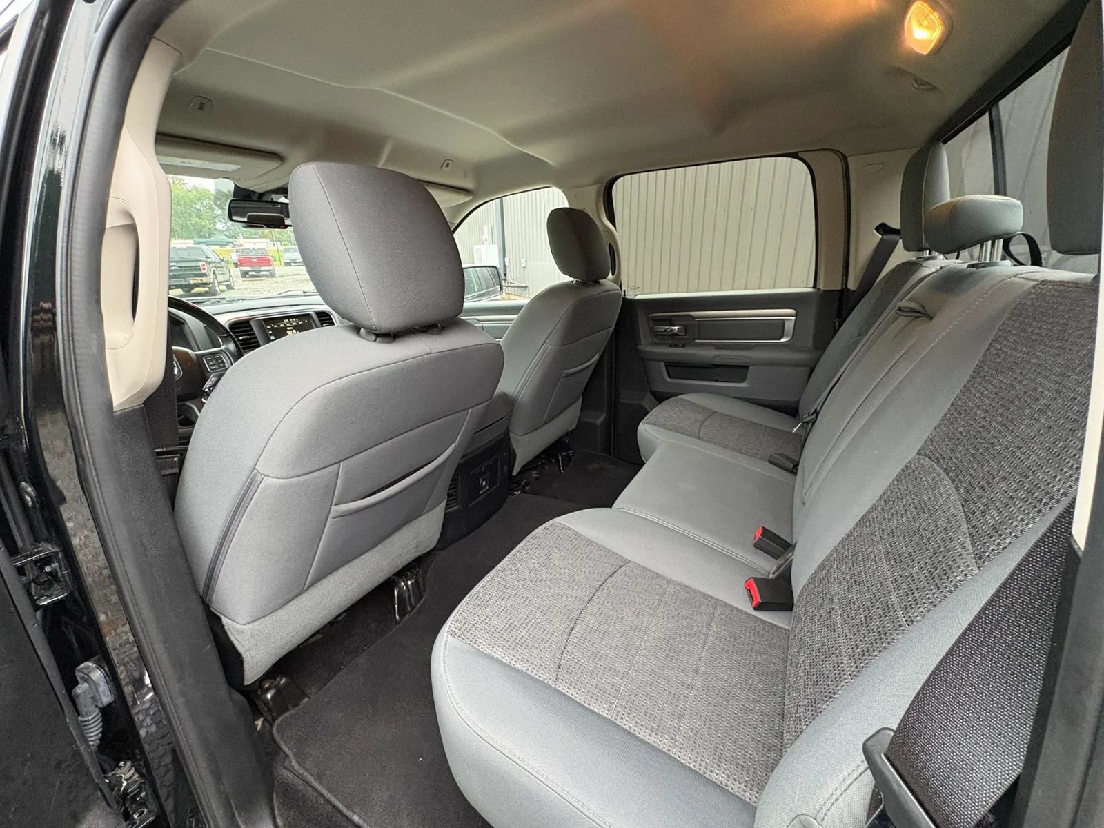 Used 2017 RAM 1500 Big Horn AWD/4WD image 17