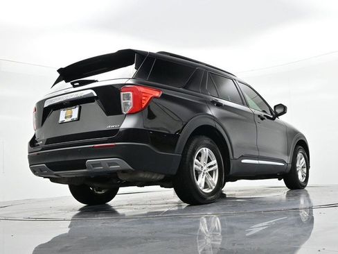 Used 2023 Ford Explorer XLT w/ Equipment Group 202A image 21