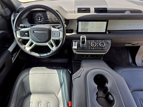 Used 2021 Land Rover Defender 90 First Edition AWD/4WD image 4