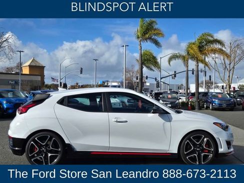 Used 2022 Hyundai Veloster N image 9