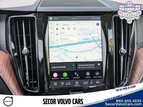 Used 2023 Volvo XC60 B5 Ultimate AWD/4WD image 25