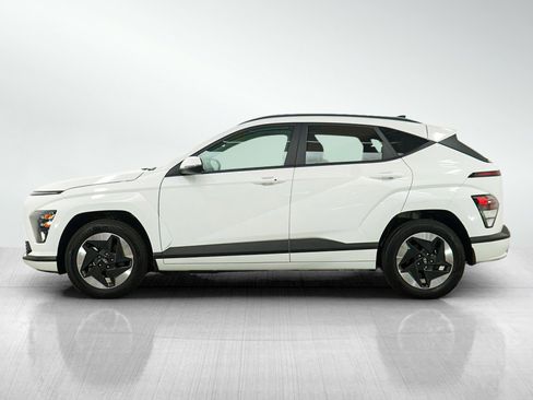 Certified 2024 Hyundai Kona SEL FWD image 2