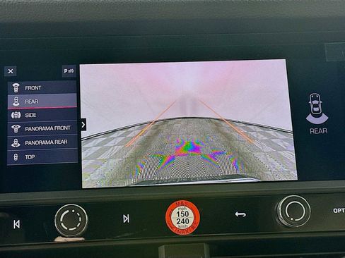 New 2026 Porsche Macan image 19