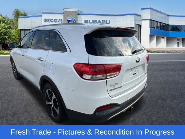 Used 2018 Kia Sorento EX AWD/4WD image 3