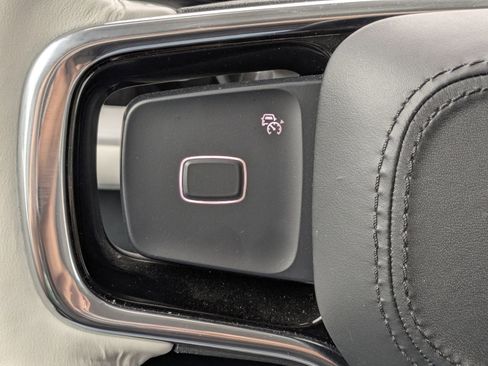 Certified 2025 Lincoln Navigator Reserve image 31