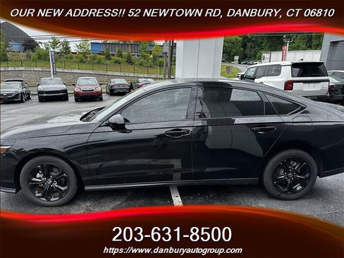 Used 2025 Honda Accord SE image 2