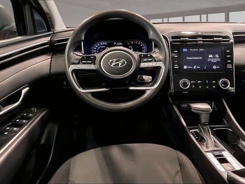 Used 2023 Hyundai Tucson SE AWD/4WD image 9