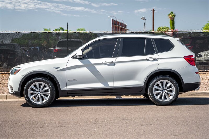 Used 2016 BMW X3 xDrive28i AWD/4WD image 2