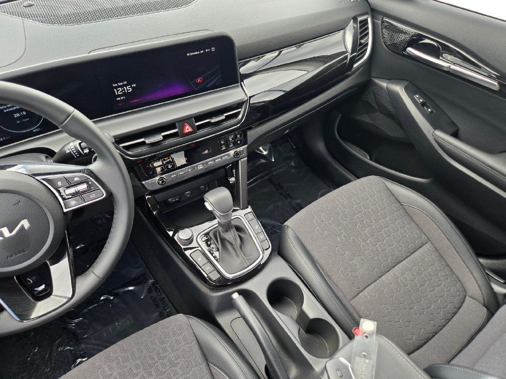Certified 2025 Kia Seltos X-Line AWD/4WD image 21