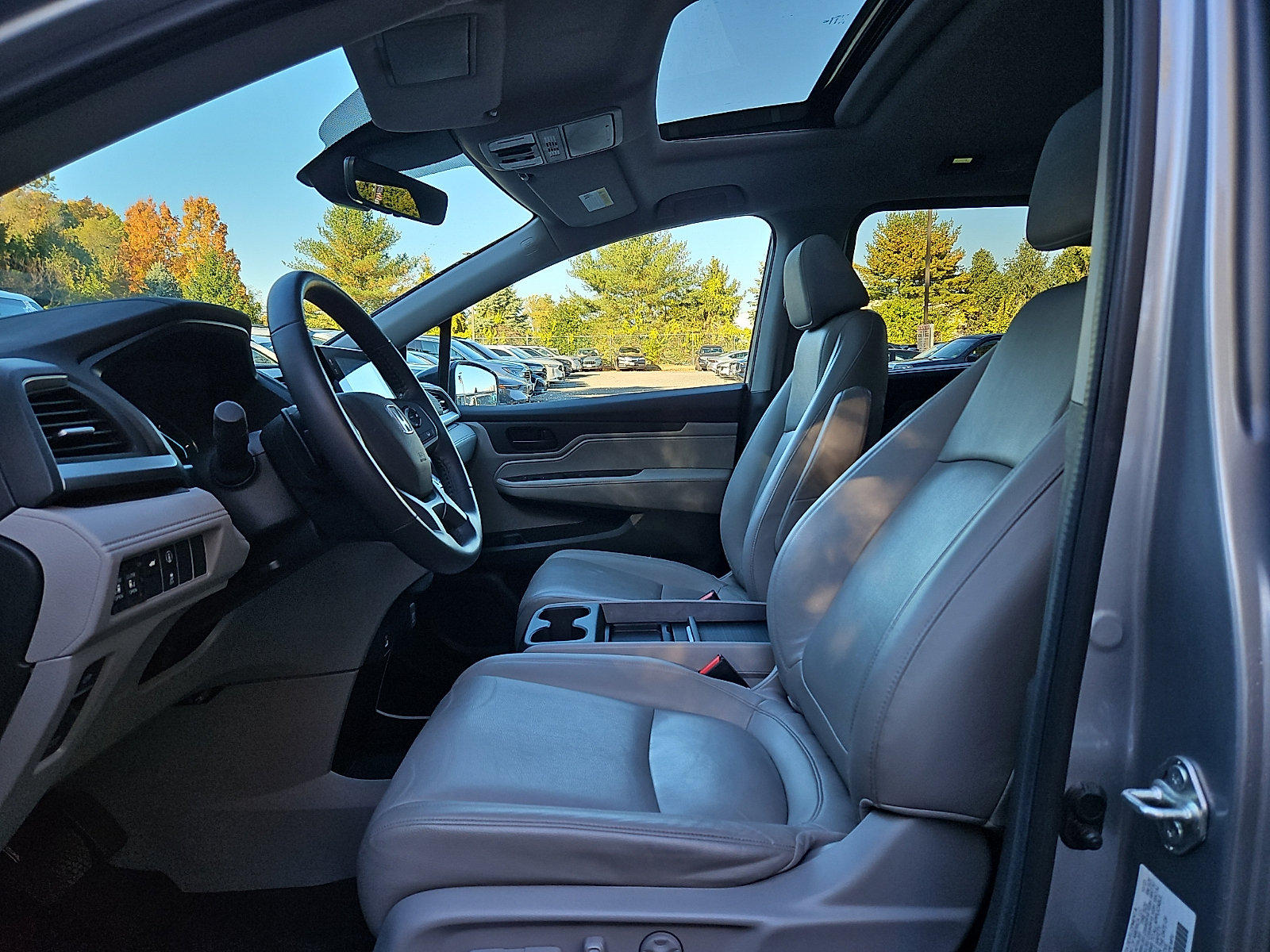 Used 2024 Honda Odyssey EX-L image 14