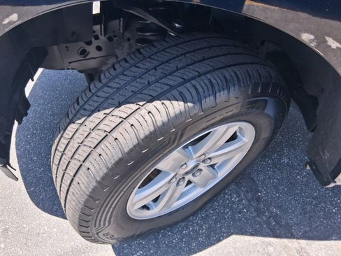 Used 2022 Ford F150 XLT w/ Equipment Group 301A Mid RWD image 19