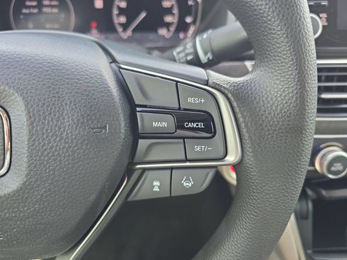 Used 2020 Honda Accord EX image 24