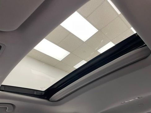 Used 2018 Acura TLX 2.4L image 23