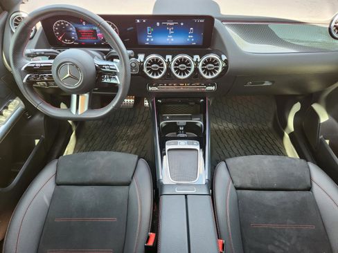 Certified 2025 Mercedes-Benz GLA 250 image 25