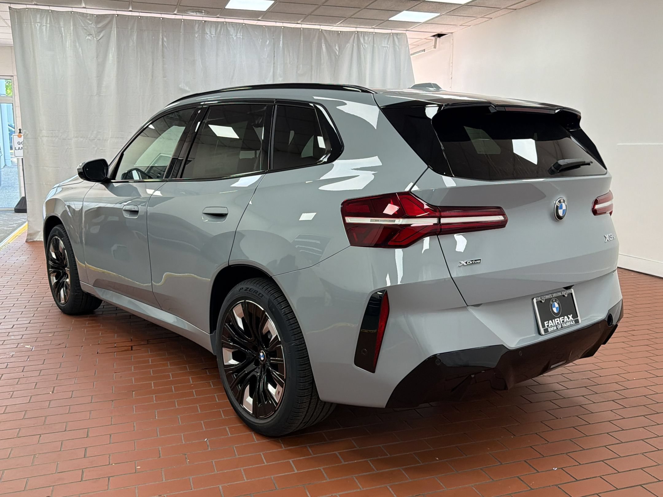 Used 2026 BMW X3 xDrive30i w/ Premium Package AWD/4WD image 3