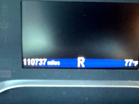 Used 2016 Honda Pilot Touring image 4