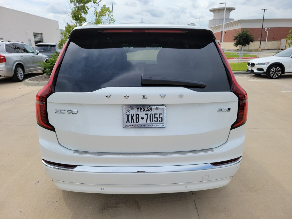 Used 2026 Volvo XC90 B5 Plus w/ Protection Package Premier AWD/4WD image 6