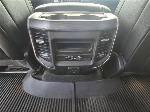 Used 2023 RAM 1500 Laramie AWD/4WD image 18
