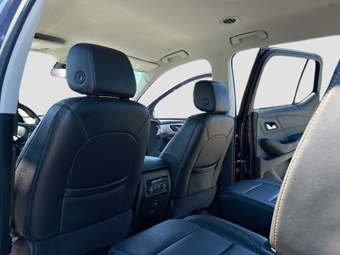 Used 2019 Chevrolet Traverse LT AWD/4WD image 6