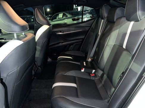 Used 2025 Toyota Camry LE image 24