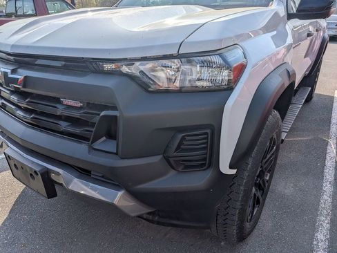 Certified 2024 Chevrolet Colorado Trail Boss w/ Technology Package image 2