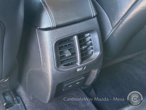 Used 2019 Jeep Cherokee Latitude Plus image 17