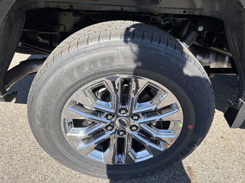 New 2026 Ford F150 Lariat w/ Equipment Group 501A Mid AWD/4WD image 12