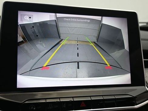 Used 2024 Jeep Compass Latitude image 20