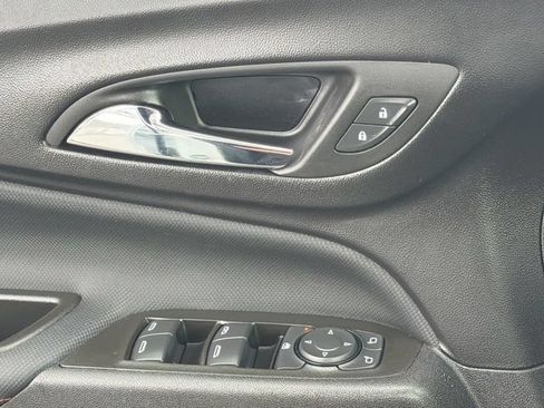 Used 2023 Chevrolet Equinox RS w/ RS Leather Package FWD image 24
