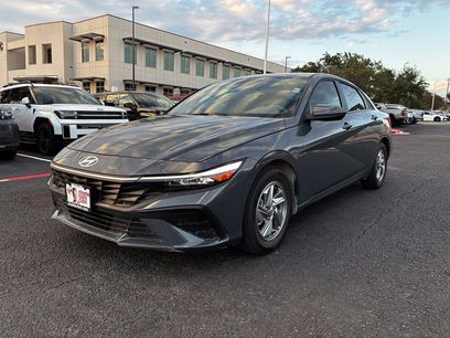 Used 2026 Hyundai Elantra SE