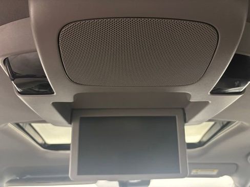 Used 2019 Honda Pilot Touring image 18