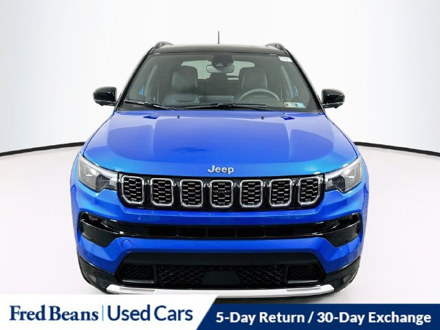 Certified 2025 Jeep Compass Limited w/ Elite Group AWD/4WD image 2