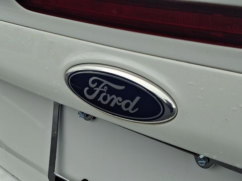 Used 2013 Ford Focus SE FWD image 29