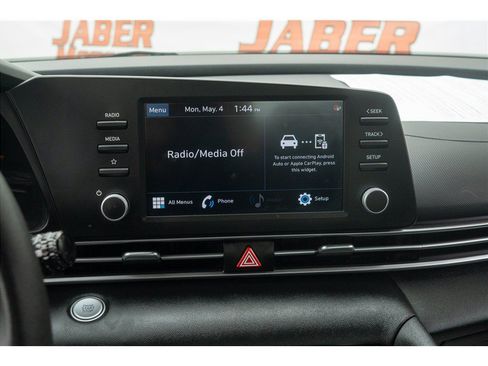 Used 2023 Hyundai Elantra SEL FWD image 19