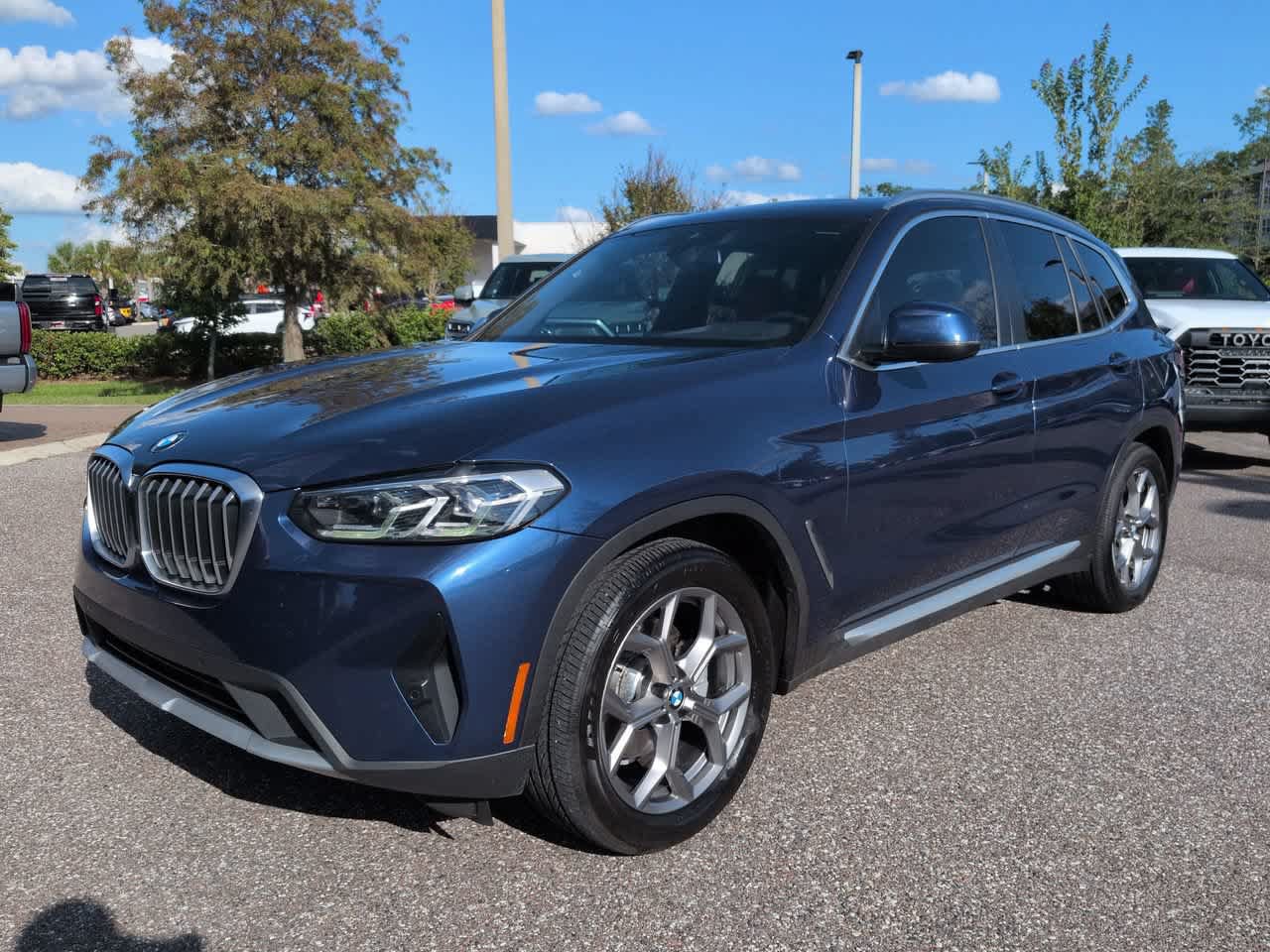 Used 2022 BMW X3 sDrive30i w/ Convenience Package RWD image 2