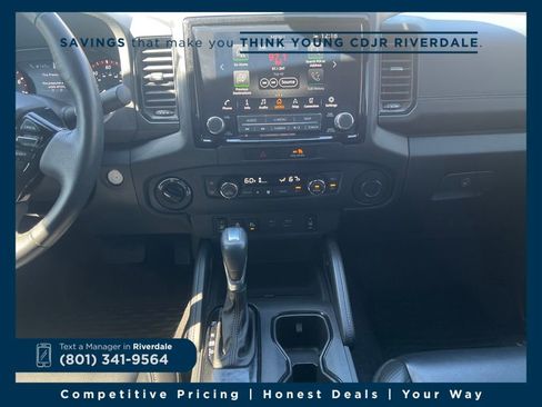 Used 2022 Nissan Frontier PRO-4X w/ Pro-4X Premium Package image 17